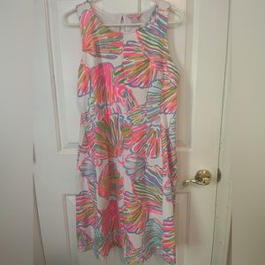 Adorable Lilly Pulitzer dress (L)